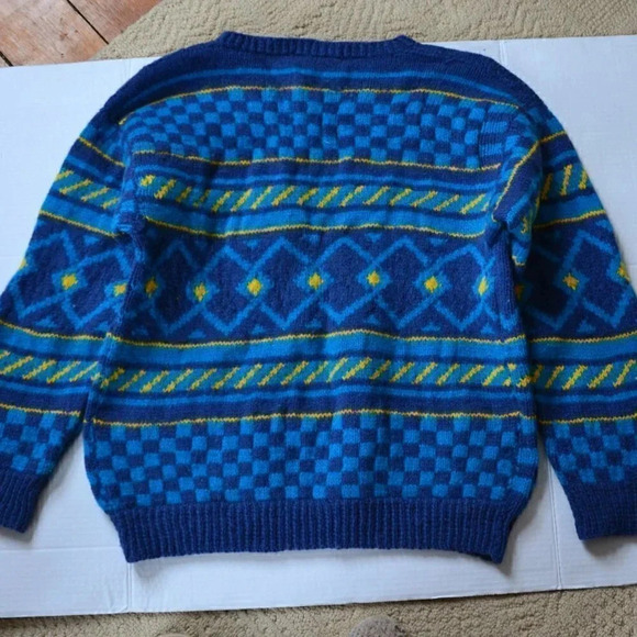 Hand Knit  Sweater - Picture 7 of 7